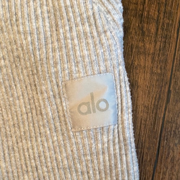 ALO Yoga grey Striped Track Pants - Picture 2 of 7